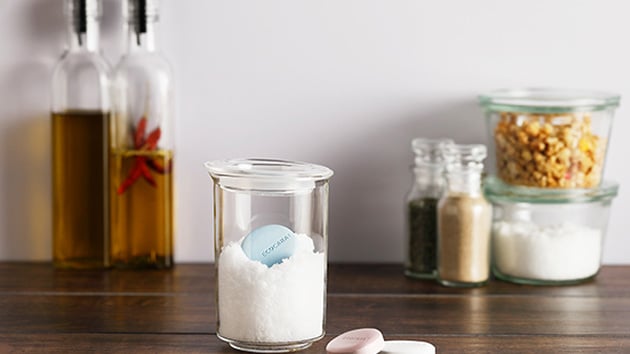 「調湿・脱臭で暮らしに役立つ「エコカラット」」の参考写真