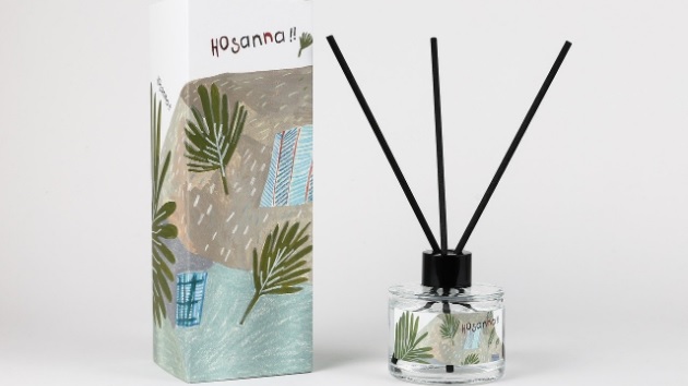 玄関のニオイ対策 1.芳香剤や消臭剤を置く