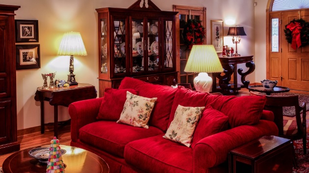 アンティークテイストに置きたい家具やアイテム