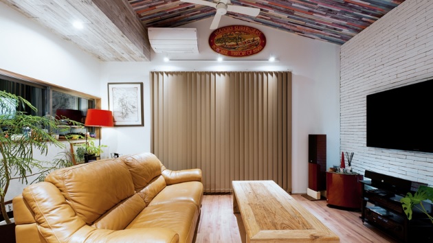 海沿いの住宅をイメージした家