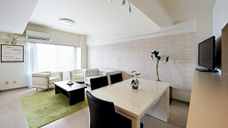 部屋干しでも湿気を感じることが少なくなった／Kさん（3人家族）