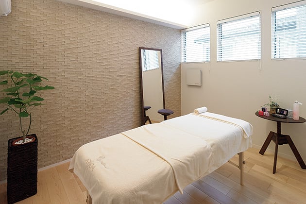 エステの施術をおこなう部屋にエコカラット