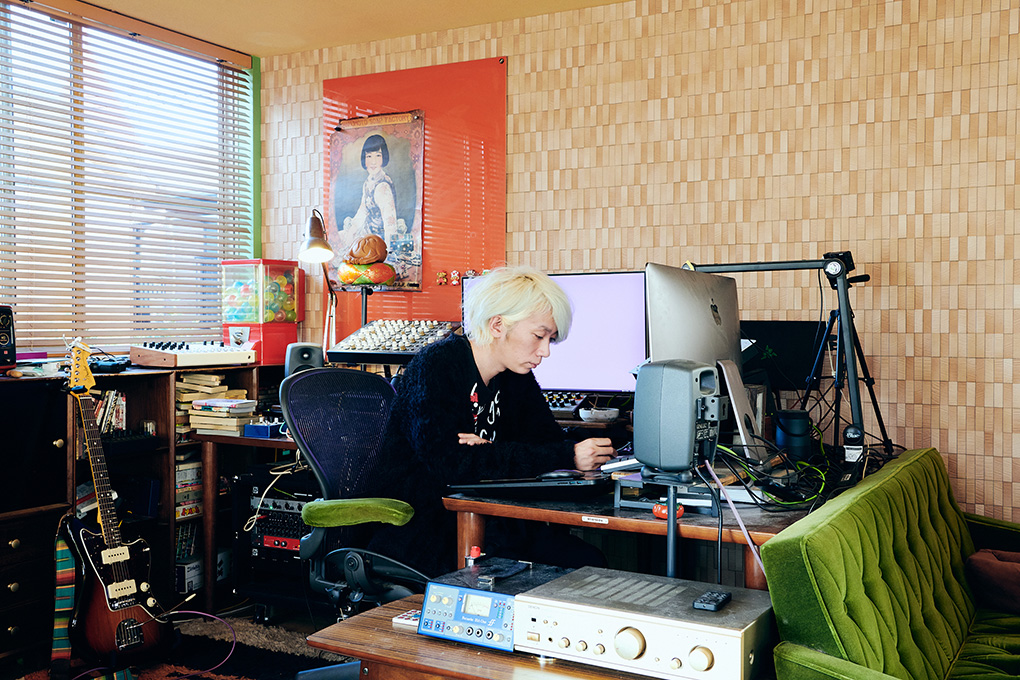 浅野さんの仕事風景